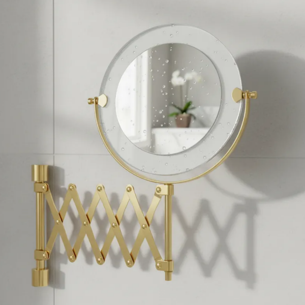Espelho de aumento para maquiagem com LED, redondo, de parede com braço pantográfico Gold, com gotas d'água na superfície.